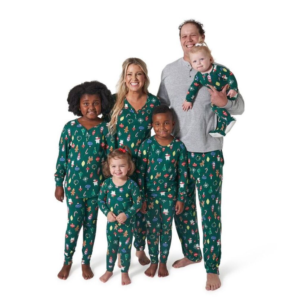 Gerber Holiday Family Pajamas Mens' Pajamas 2-Piece Ornaments Adult Medium